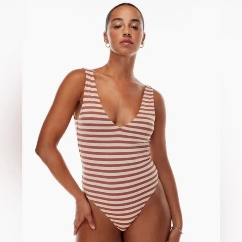 Babaton Contour V-Neck Bodysuit NWT